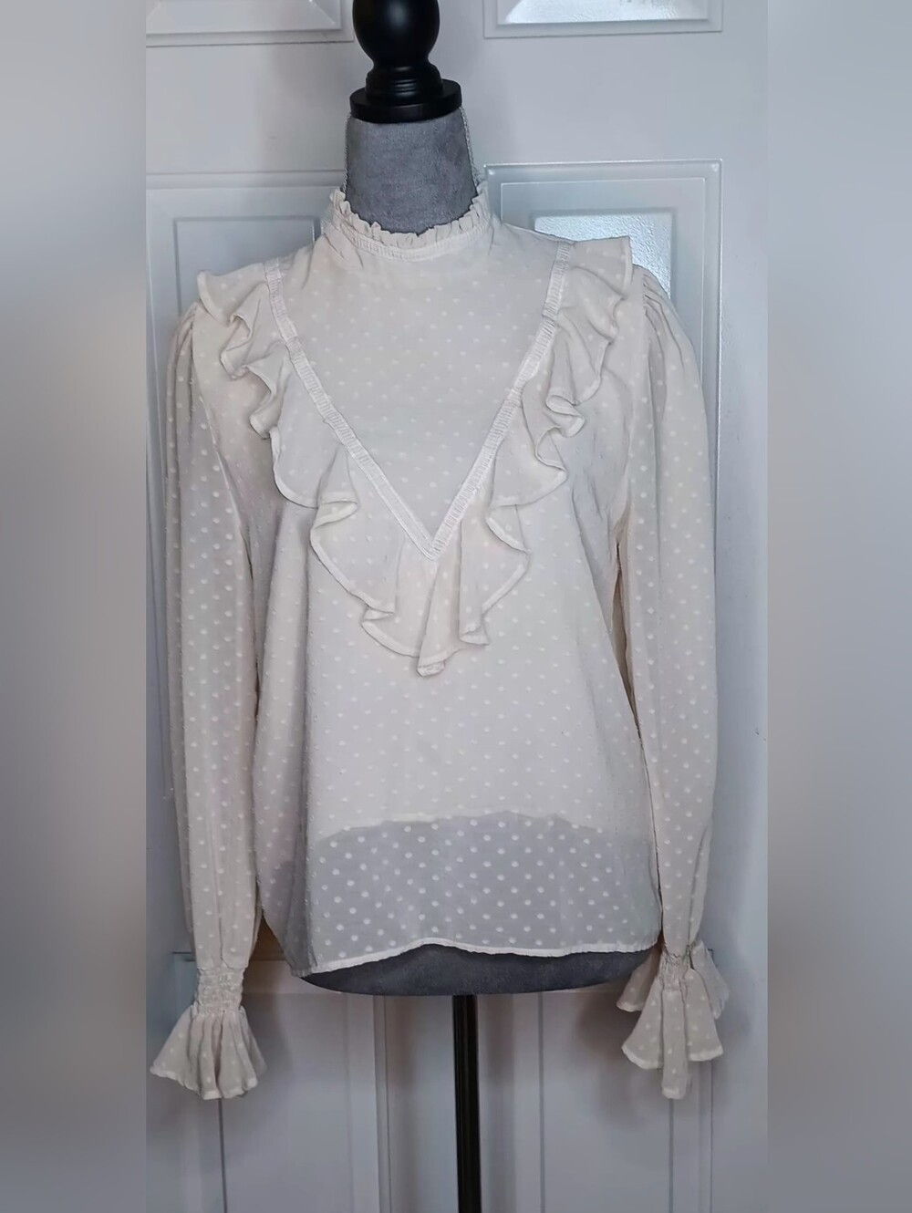 Johnny Becca Cream Ruffle V-Neck Swiss Dot Blouse Size S